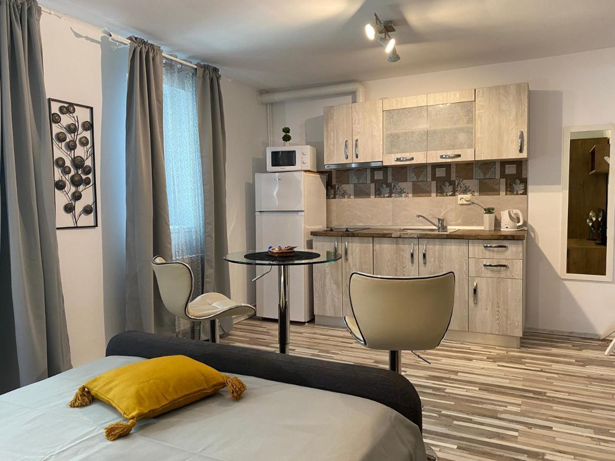 Urseni Studio Apartment Timişoara Buitenkant foto